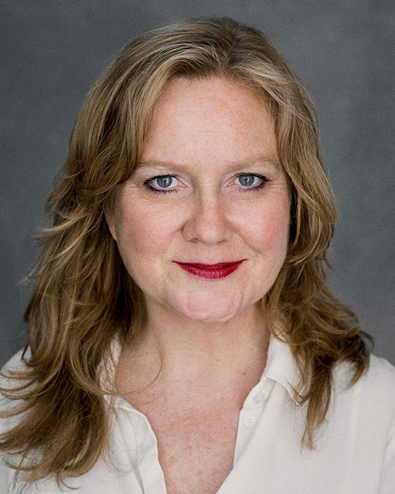 Sue Elliott-Nicholls — Wendy