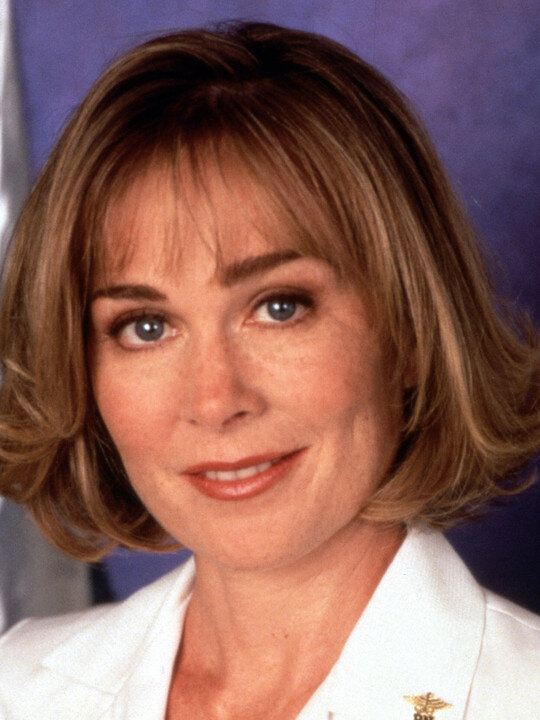 Roxanne Hart — Leanne James