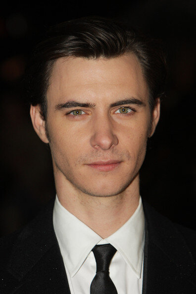 Harry Lloyd — Damien Cantor