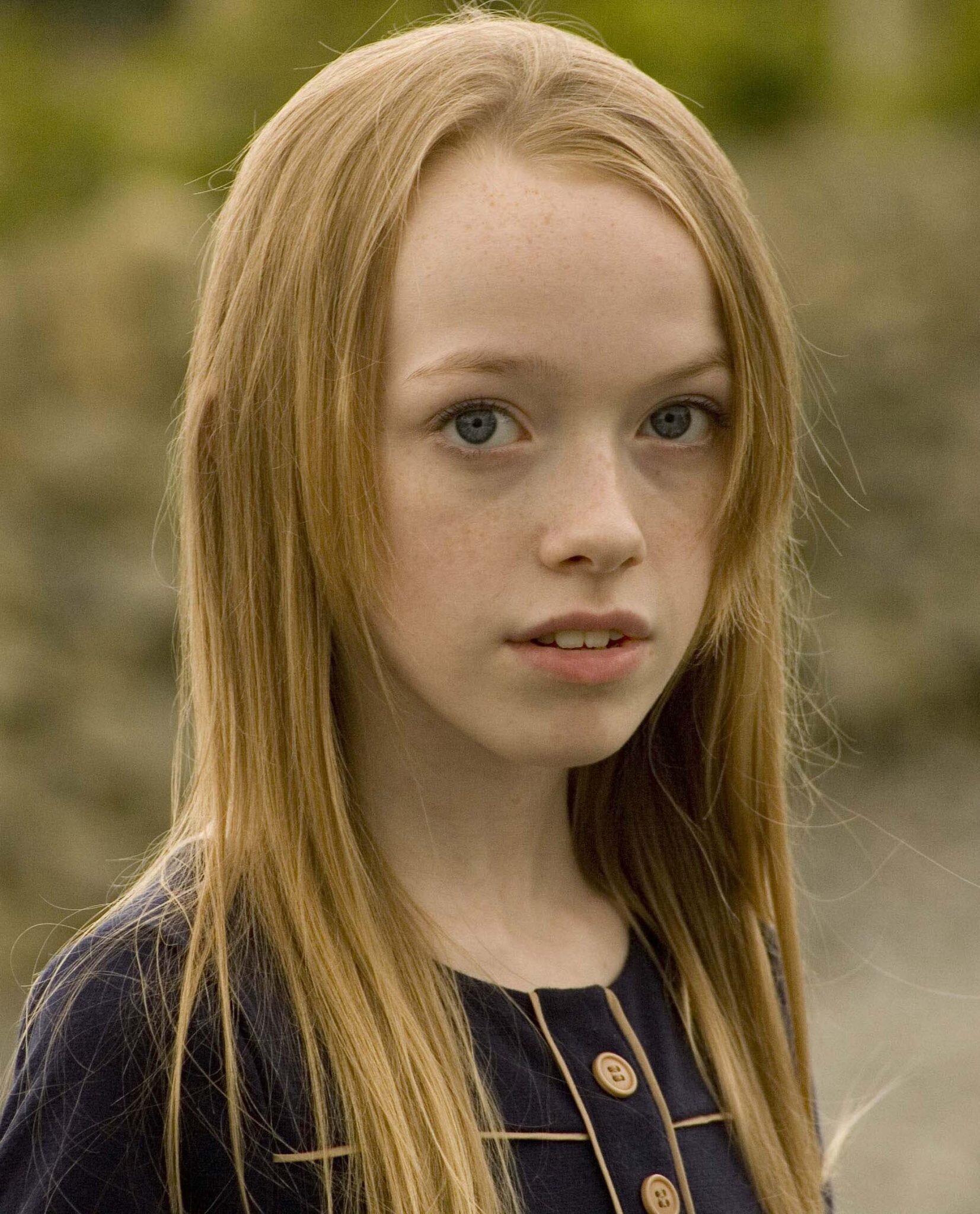 Amybeth McNulty — Vickie Dunne