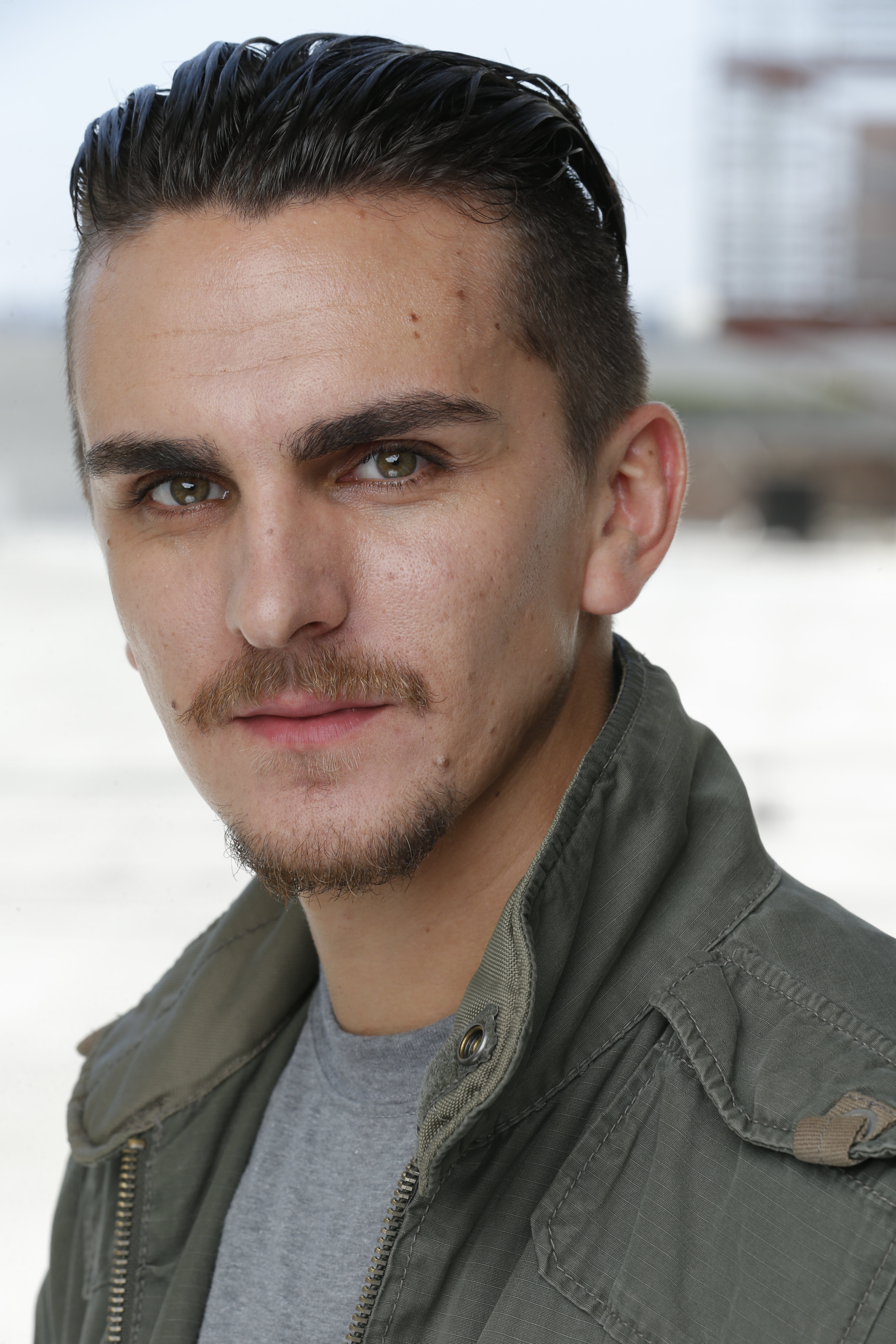 Leo Oliva — Hector Rodriguez