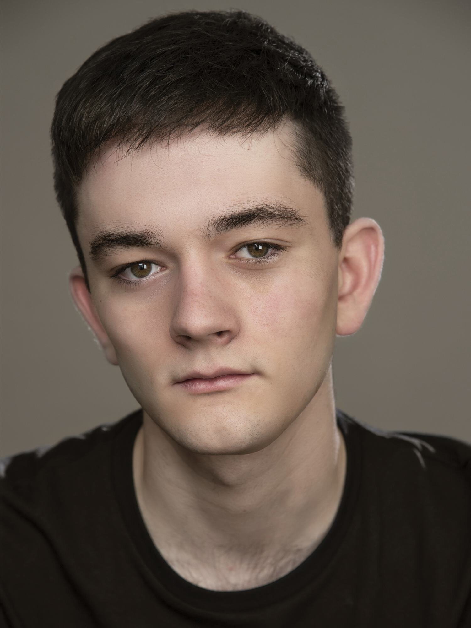 Lewis MacDougall — Tom Tangletongue