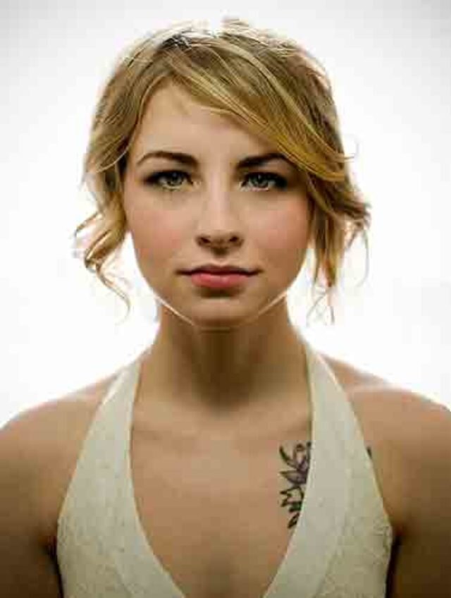 Molly Dunsworth — Beautiful Young Woman / Jasmine