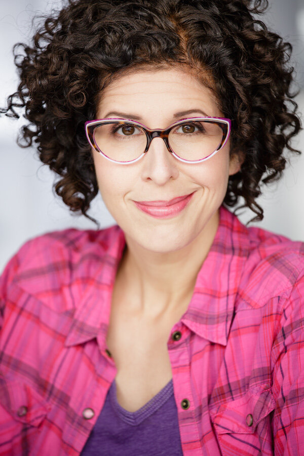 Robyn Okrant — Receptionist