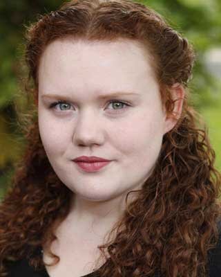 Bronwyn James — Young Mum