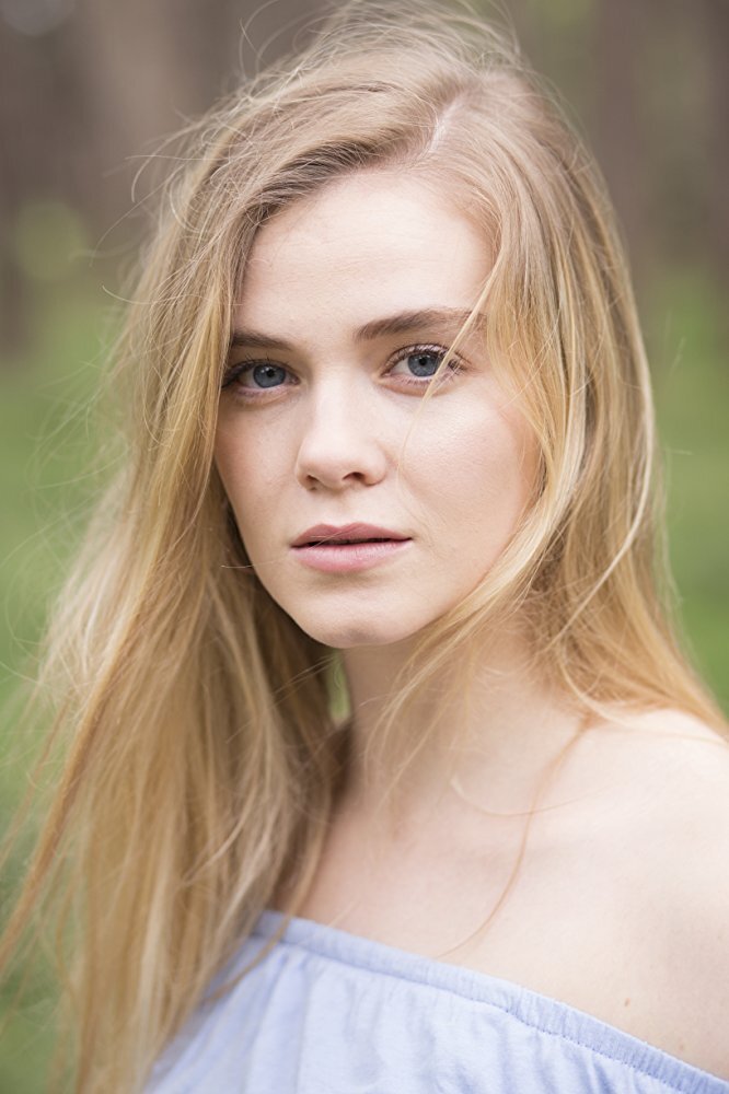 Leah McNamara — Kellie Ann Ward