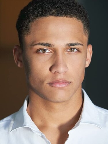 Corteon Moore — Ellis Stevens