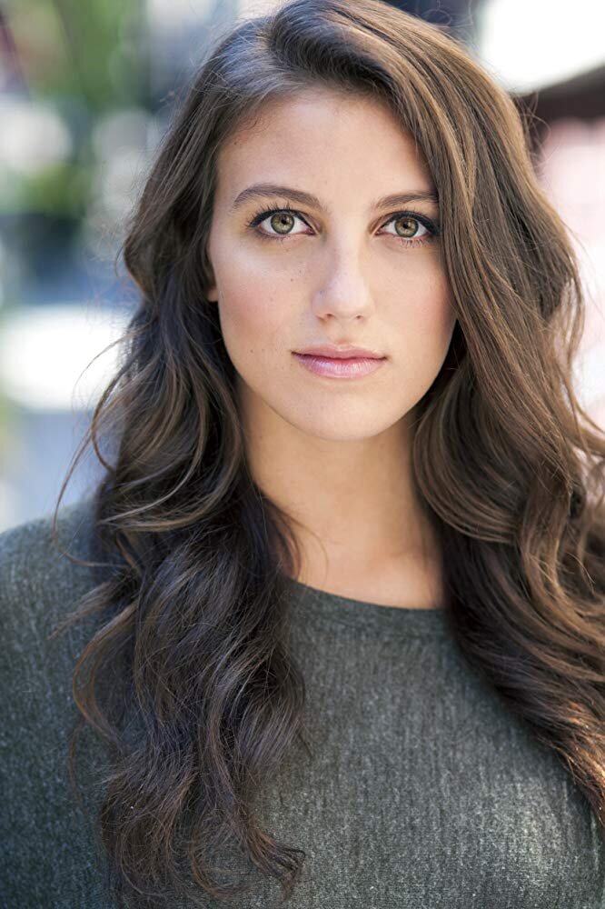 Gina Vitori — Weapons Officer