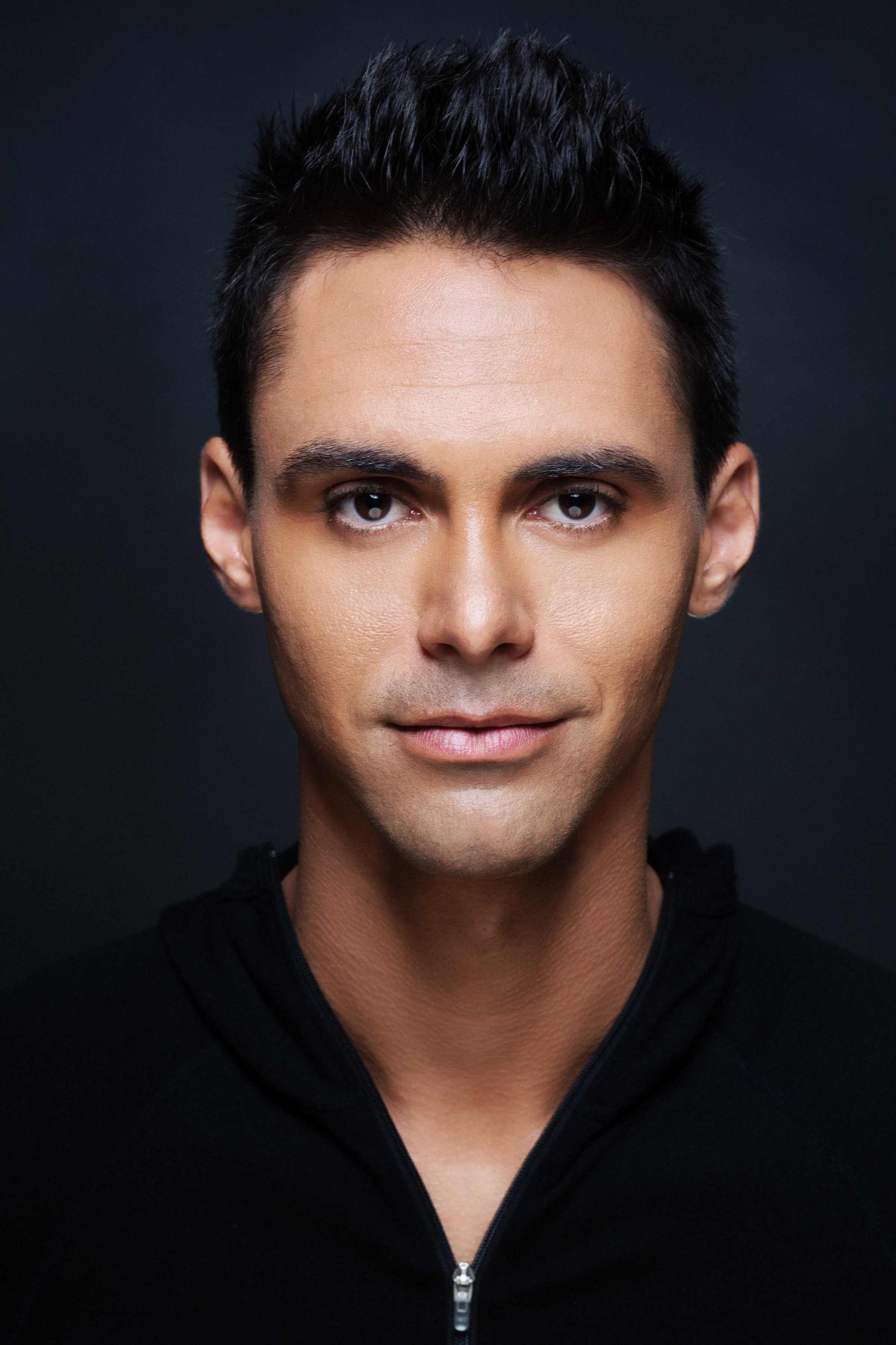 Dorian Kingi — Kyphotic Alien