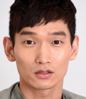 Choi Gwon — Military Officer