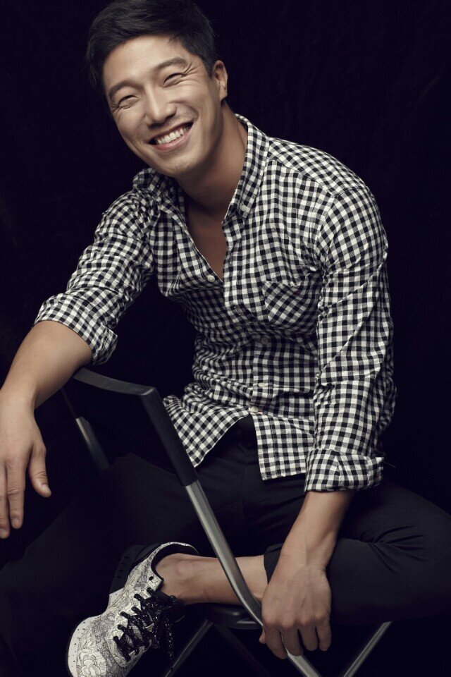 Hong Ki Joon — General