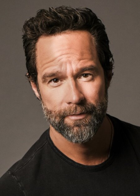 Chris Diamantopoulos — Agent Mitchel MacNamara