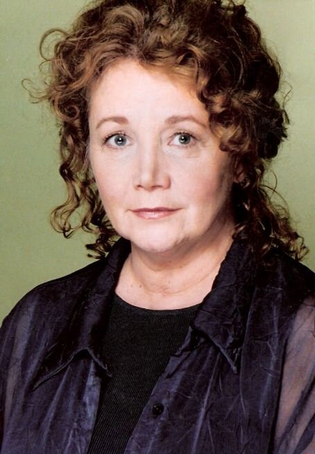 Lynne Griffin — Lois