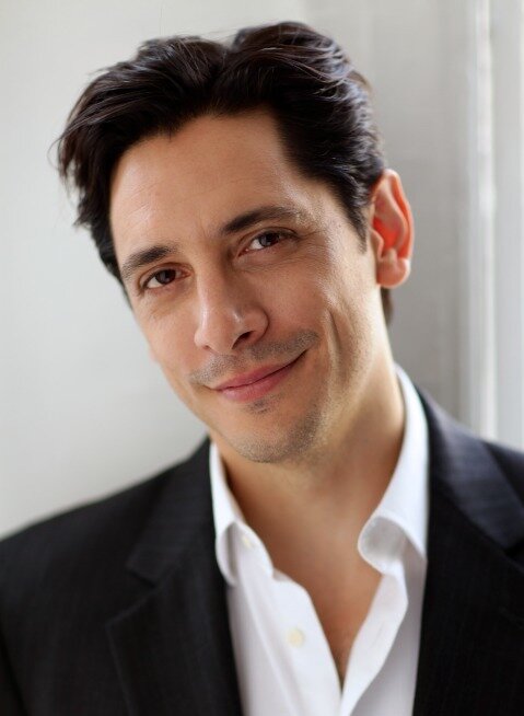 Ariel Shafir — Detective Jaffer