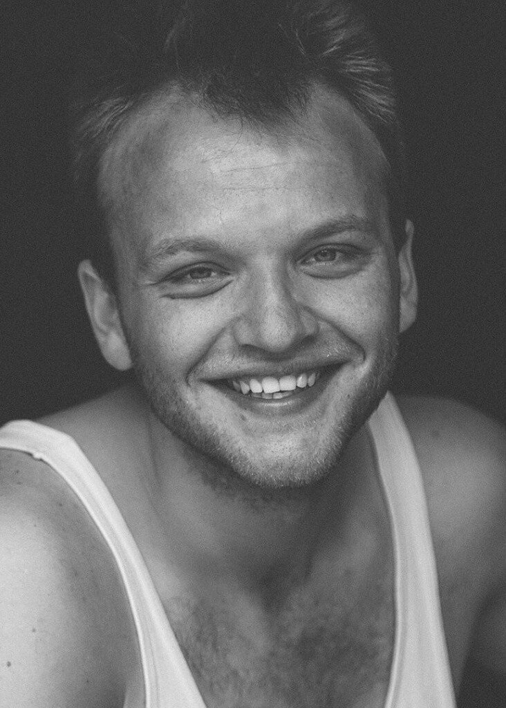 Karolis Kasperavičius — Smirking Russian Guard