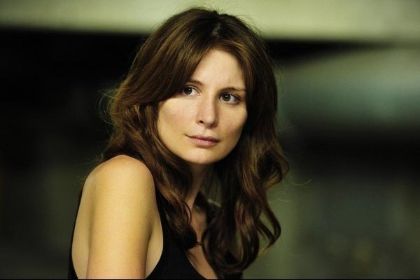 Laura Beckner — Vivian