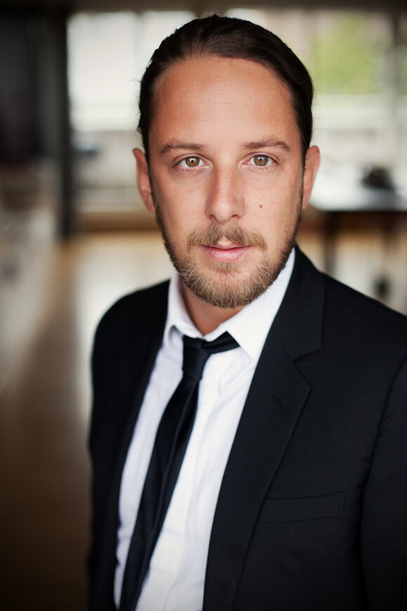 Marian Meder — Mr. Espero