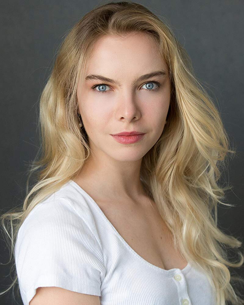 Gaia Mondadori — Lara