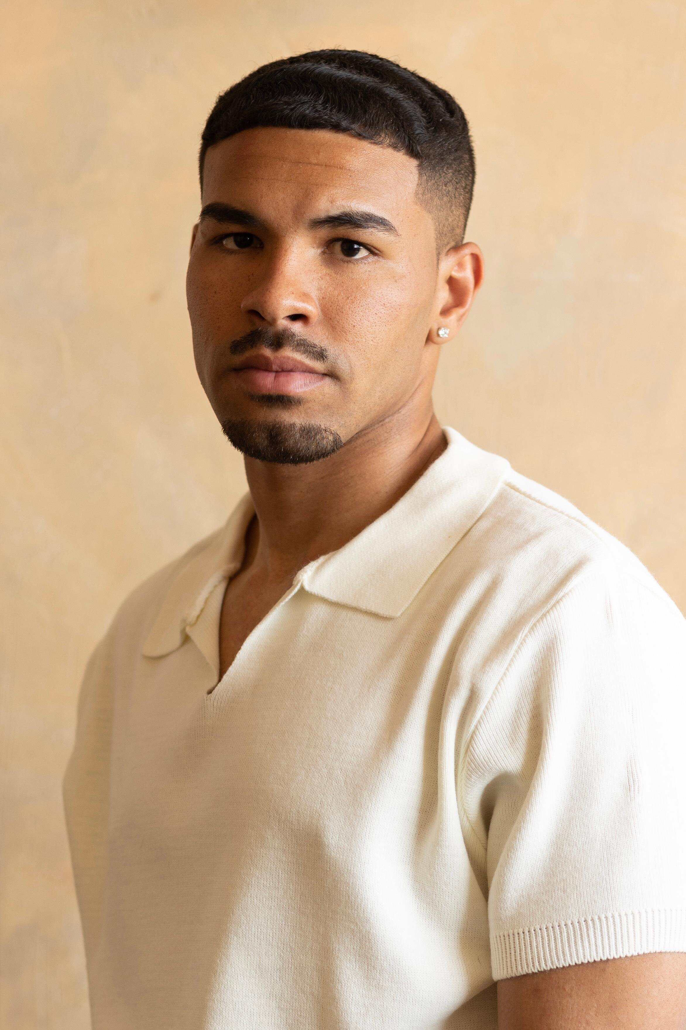 Isaac Bell — Bartender