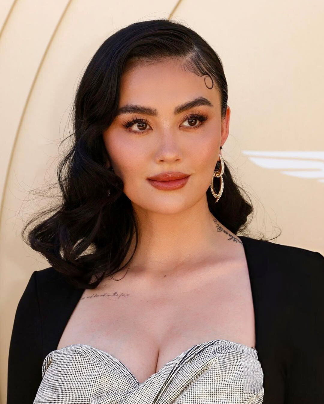 Agnez Mo — Lila Hoth
