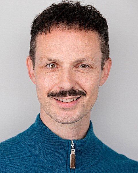 Nigel Pilkington — Dog Walker