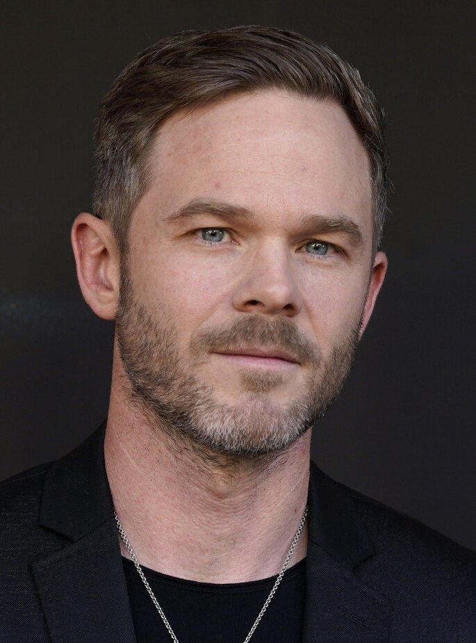 Shawn Ashmore — Lamplighter