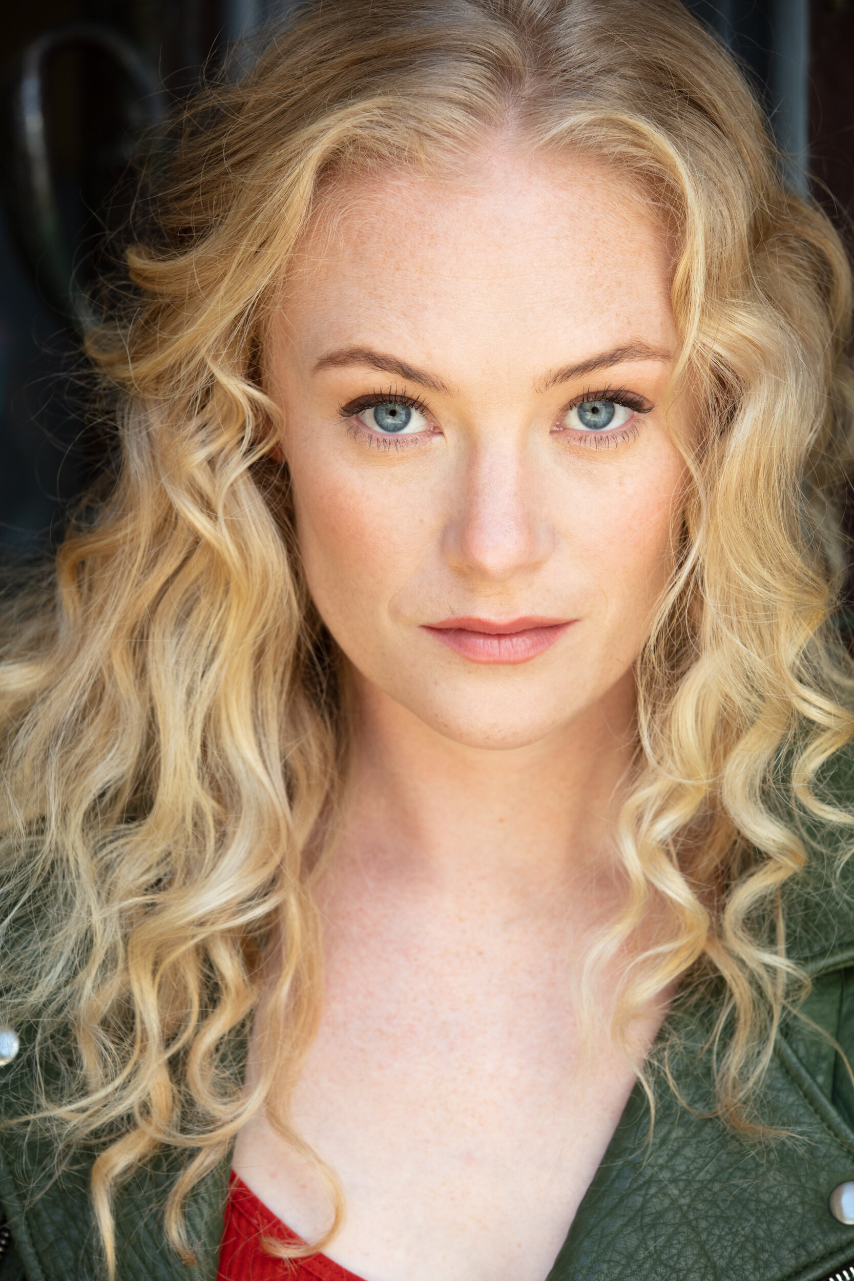 Lauren Sweetser — Isabel Hoyt
