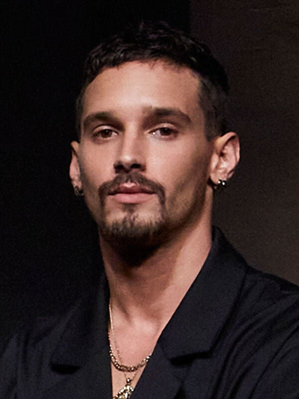 Joel Sánchez — Bruce