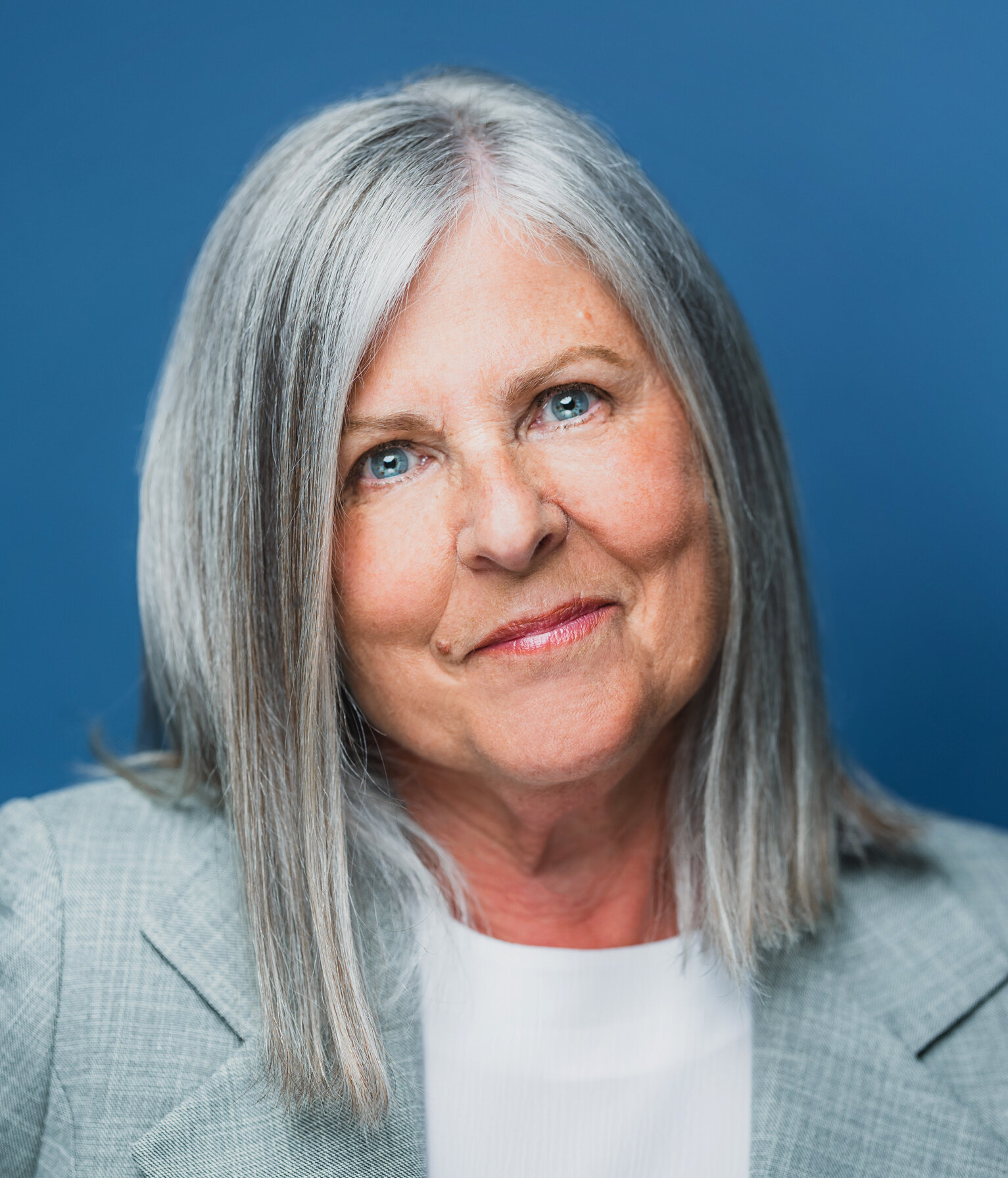 Lee Surrette — Wife