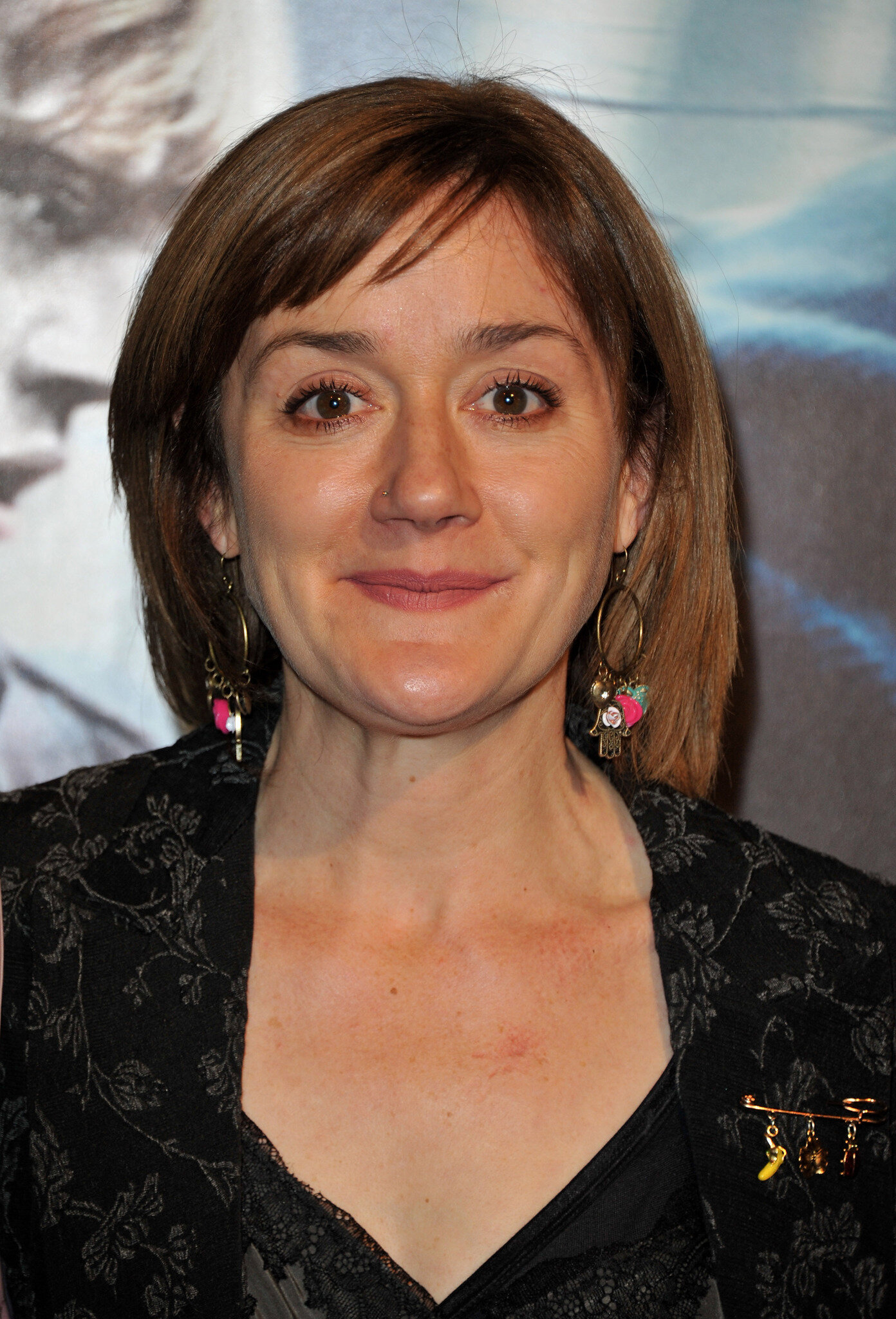 Sophie Thompson — Gloria Hildebrandt