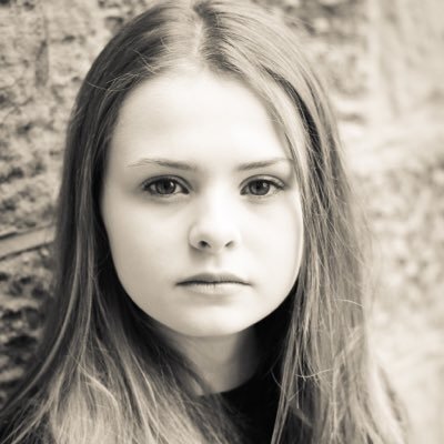 Sydney Wade — Claudie Bruhl