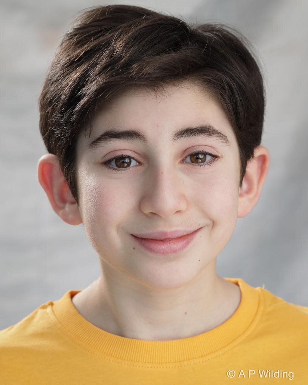 Jarlan Bogolubov — Theo