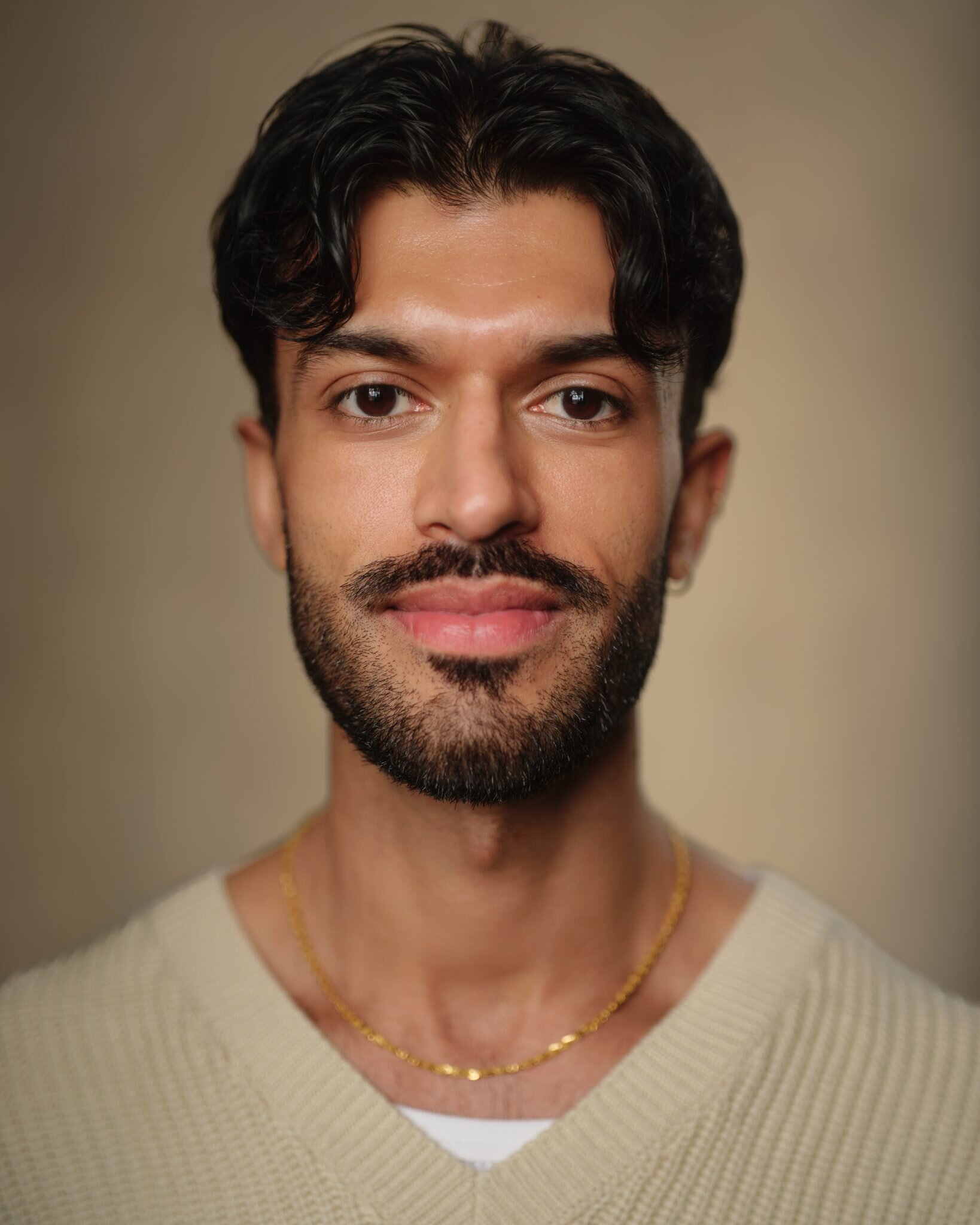 Adam Samuel-Bal — Skyline Restaurant Waiter