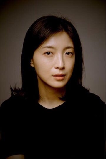 Jun Su Ji — Ashin's mother