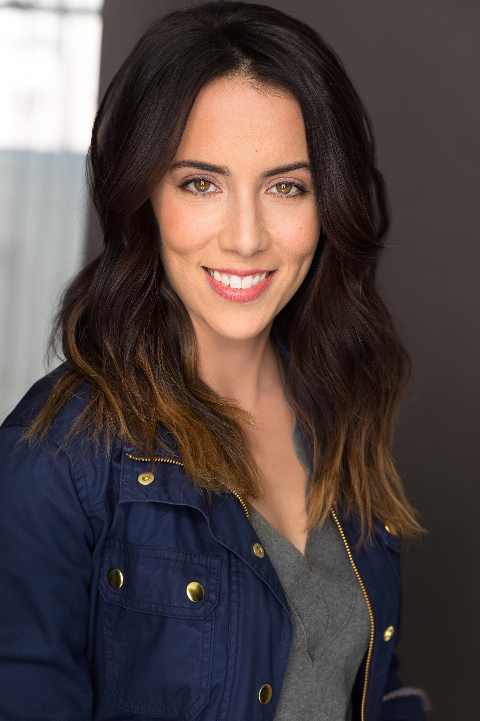 Kirsten Scoles — Partygoer