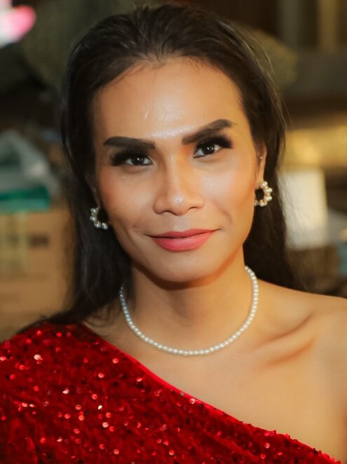 Nopphasin Nanthasit — Waitress
