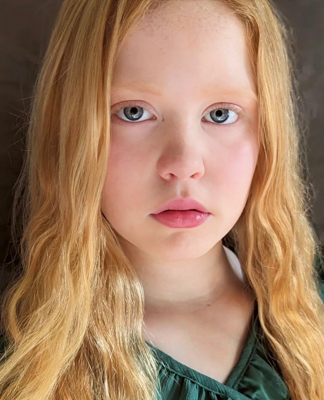 Elsie Lees — Child Nibs