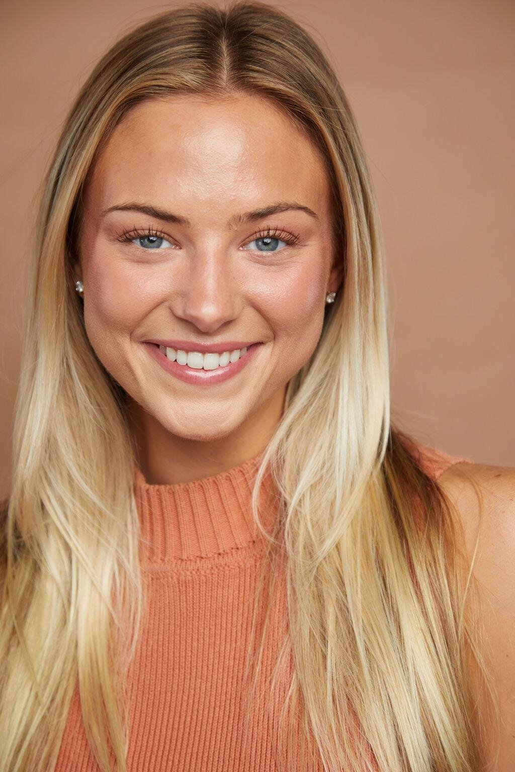 Lindsey LeDoux — Lexi