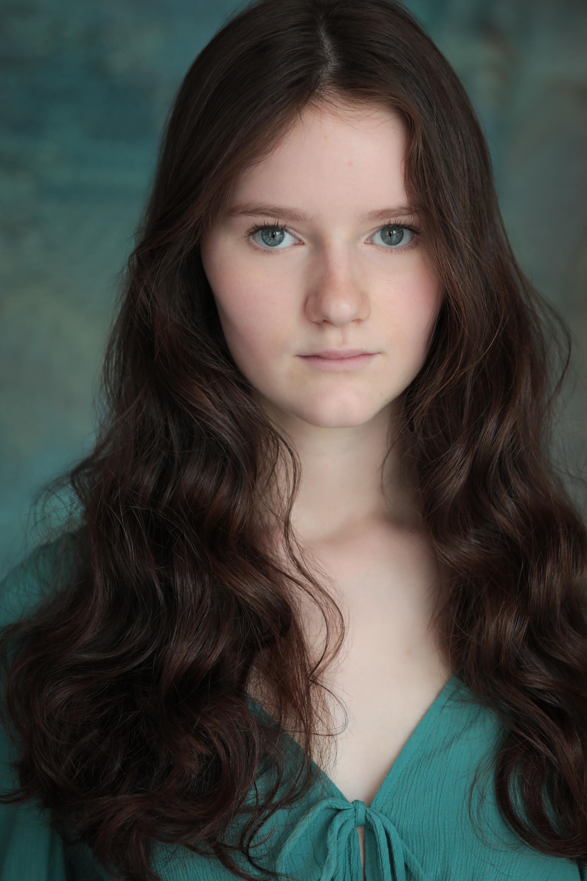 Cara Harris — Lady Gwin Ashford