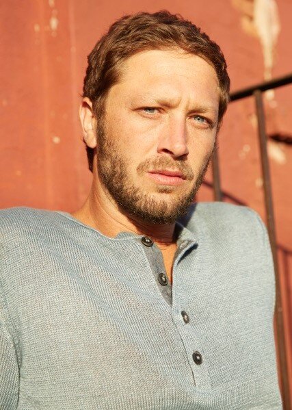 Ebon Moss-Bachrach — Arvel Skeen