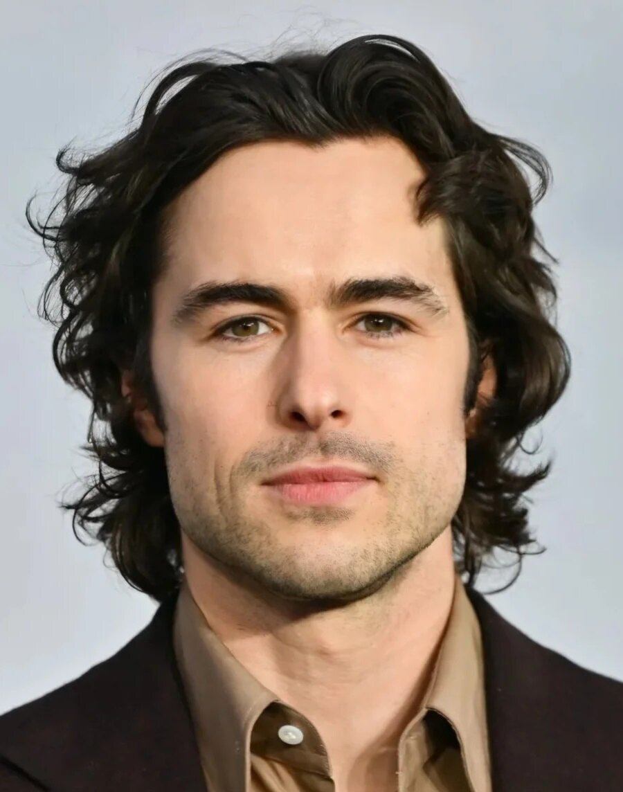 Ben Schnetzer — Young Mike Evans