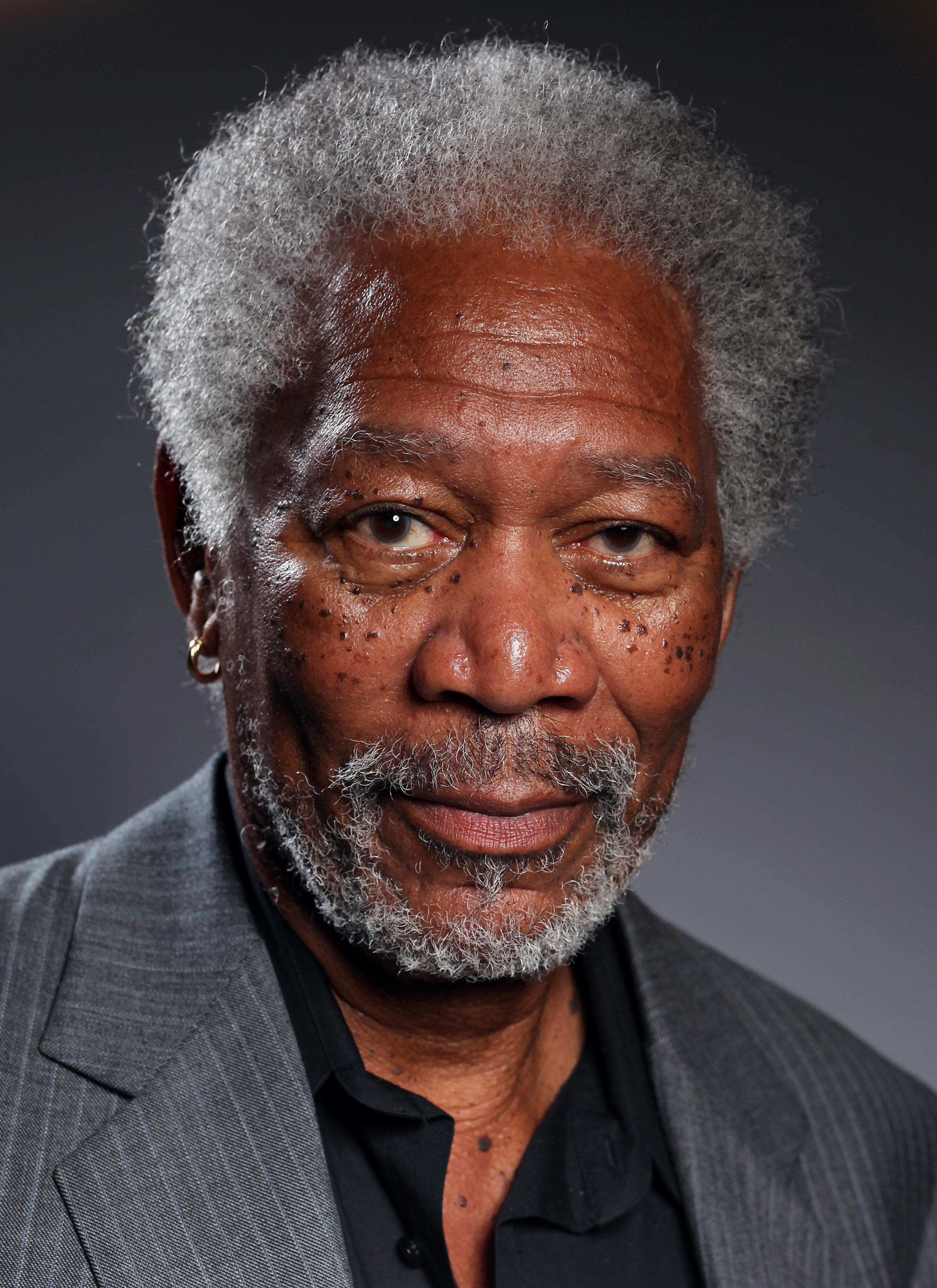Morgan Freeman — Edwin Mullins