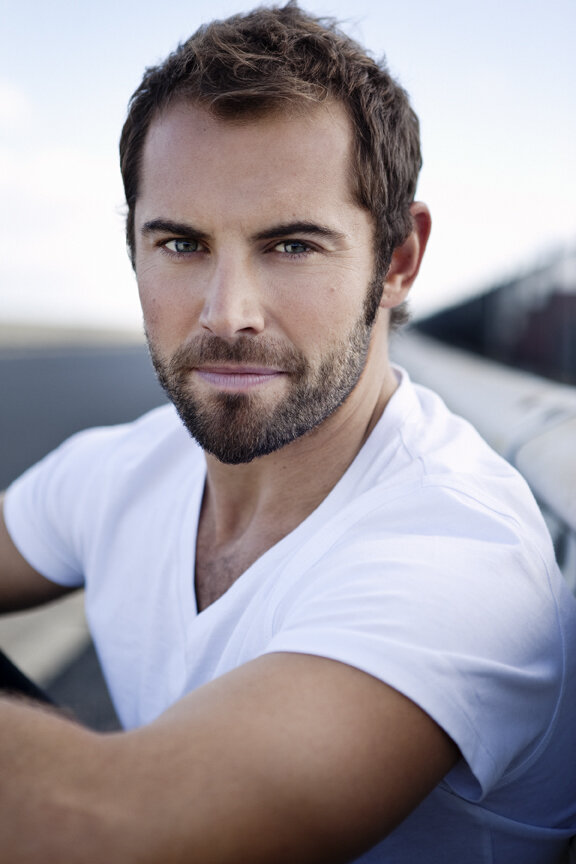 Daniel MacPherson — Hugo Crast