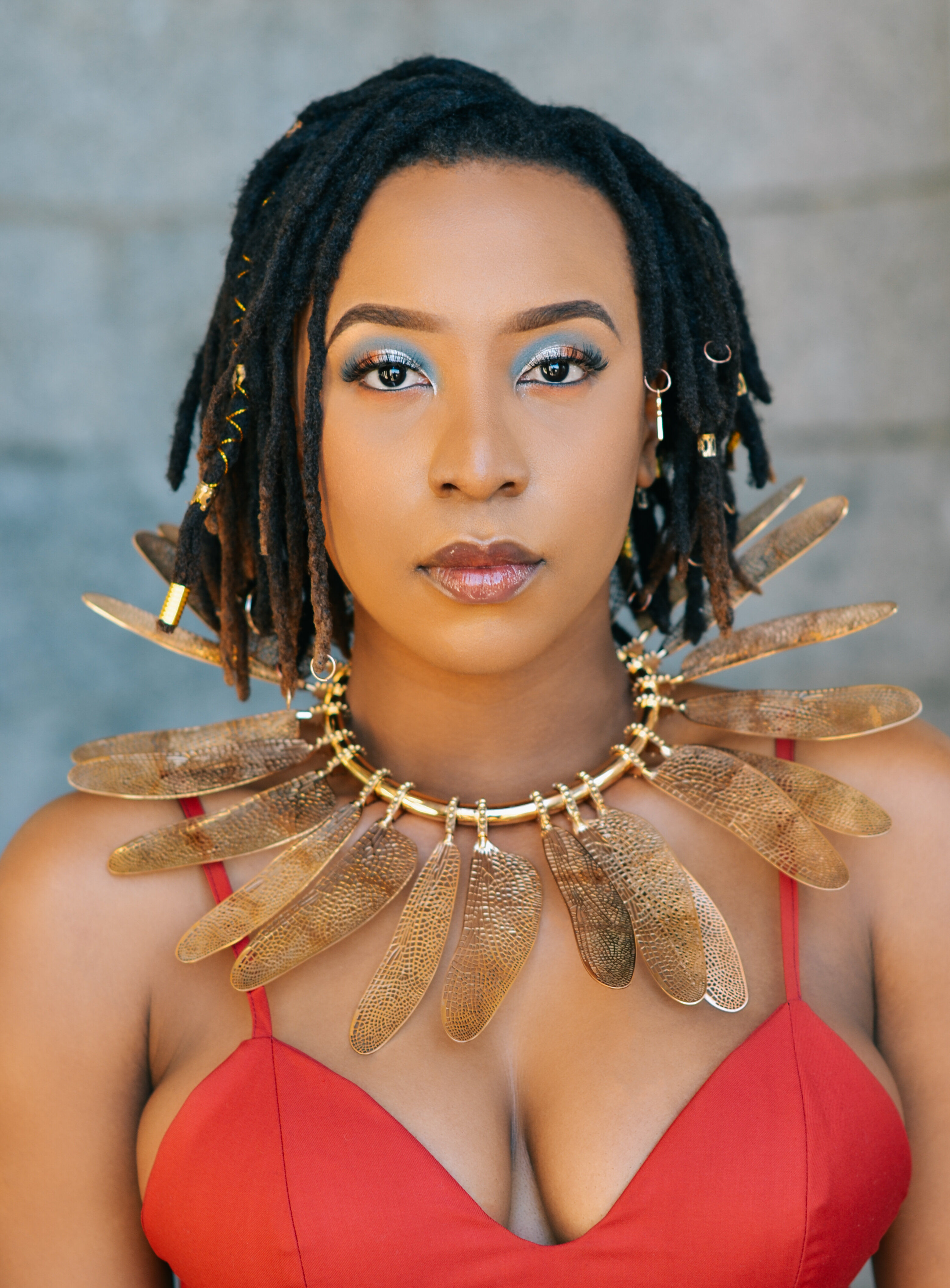 Chi Mhende — Miss Monday