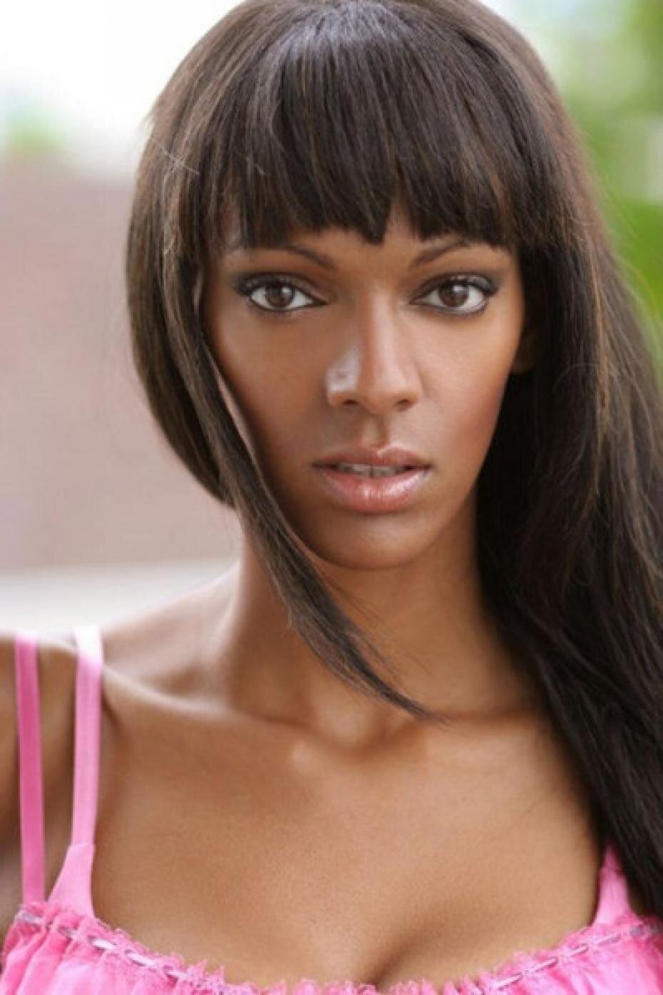 Judith Shekoni — She-Bends-Light