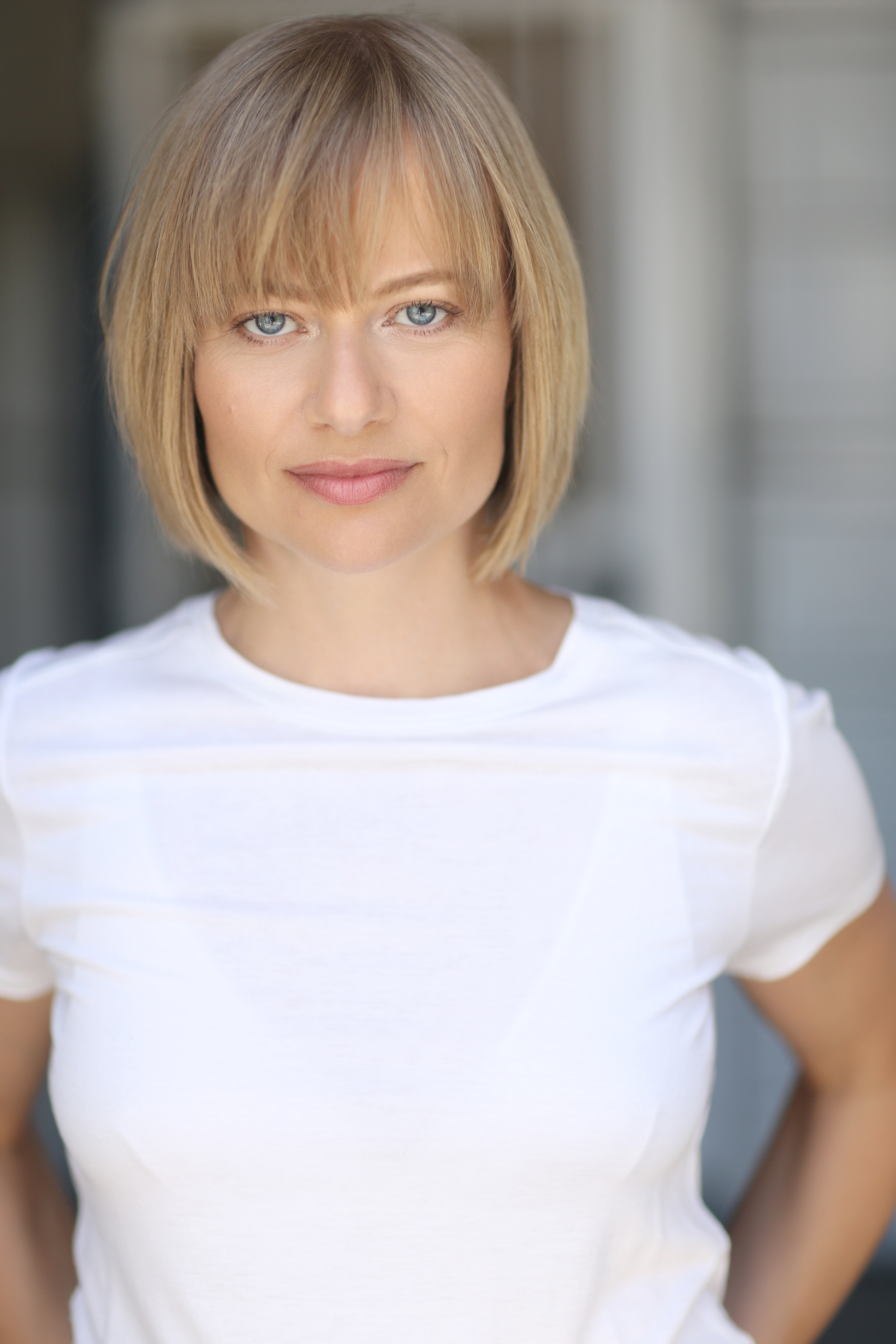 Susan Arntsen — Puckett's Wife