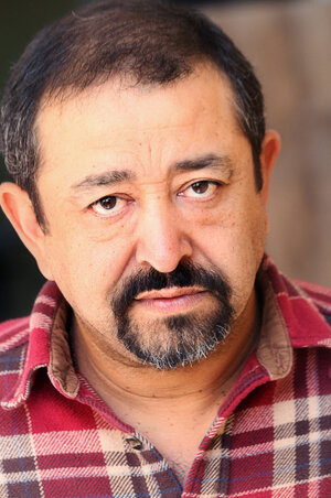 Alejandro Patiño — Roberto