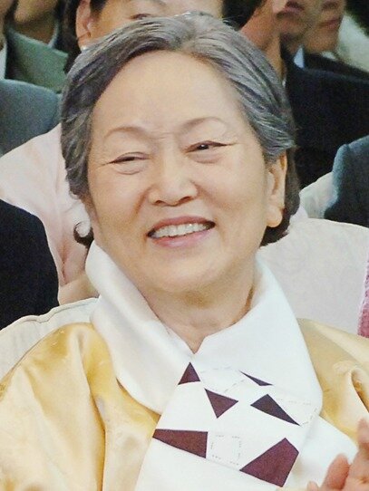 Kim Young Ok — Gi-hun's Mother