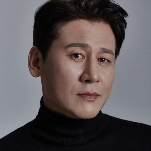 Lee Jung Hun — Banker