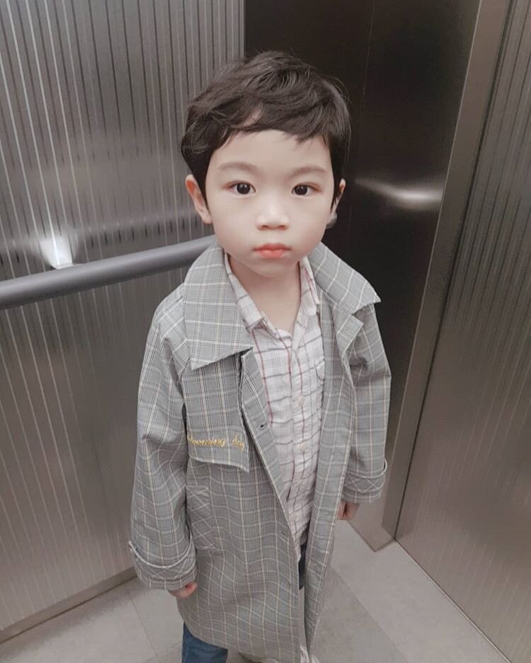 Pyo Dong Joon — Ga-yeong's Brother